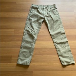Mens Levi 508 skinny jeans, 29x30, tan.